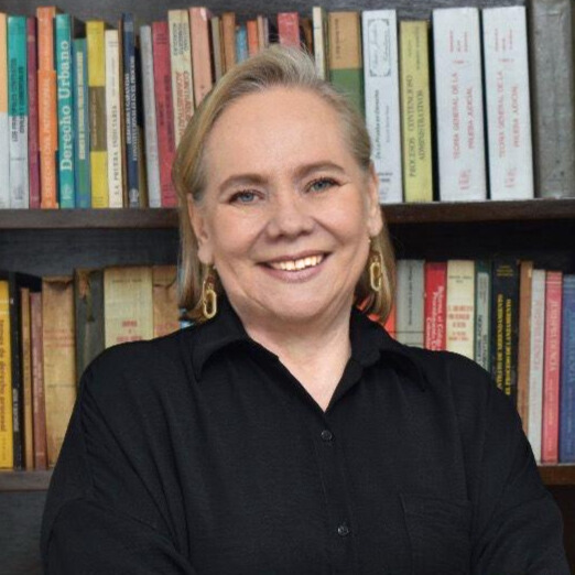 Janett Parra García - Socia Directora en su oficina